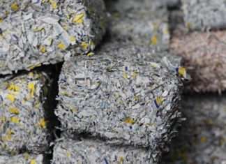 Безробітний ірландець побудував будинок із грошових купюр