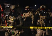 Hubungi Perwakilan Anda: Dibutuhkan Tindakan Segera untuk Pendanaan ICE