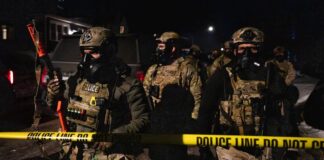 Zavolejte svým zástupcům: Je naléhavě vyžadována finanční akce ICE