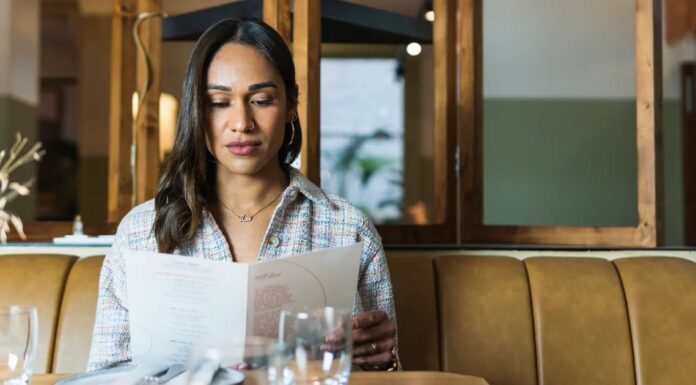 Параліч від Вибору: Розуміння FOBO та Як Його Подолати