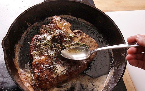 Секрет Ідеального Готування в Чавунній Посуді: Правильний Попередній Нагрів