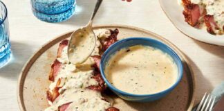 15-minutowy kremowy sos Chipotle Gorgonzola dla zimowej przytulności