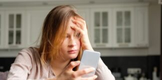 El estrés oculto de los compromisos universitarios de Instagram: cómo las redes sociales amplifican la presión sobre los adolescentes y los padres