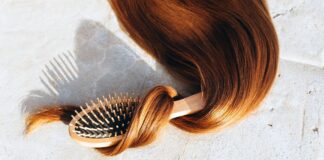 Illusione istantanea: come far sembrare immediatamente più folti i capelli diradati
