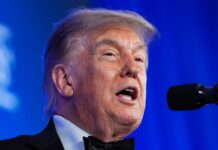 Ільхан Омар завдала удару у відповідь після зриву Дональда Трампа на вечері