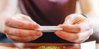 Ryzyko poważnych zaburzeń psychicznych u nastolatków podwaja się w wyniku używania marihuany